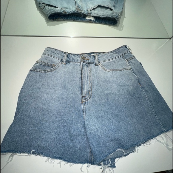 Forever 21 Denim High Rise Cutoff Shorts - Picture 2 of 4